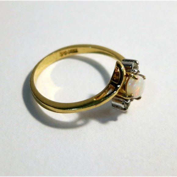 18K GE Gold Plated Ring with Opal & White Cubic Zirconia - Picture 6 of 8